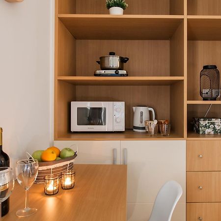 Syntagma Square Apartments By Livin Urbban Athens Ngoại thất bức ảnh