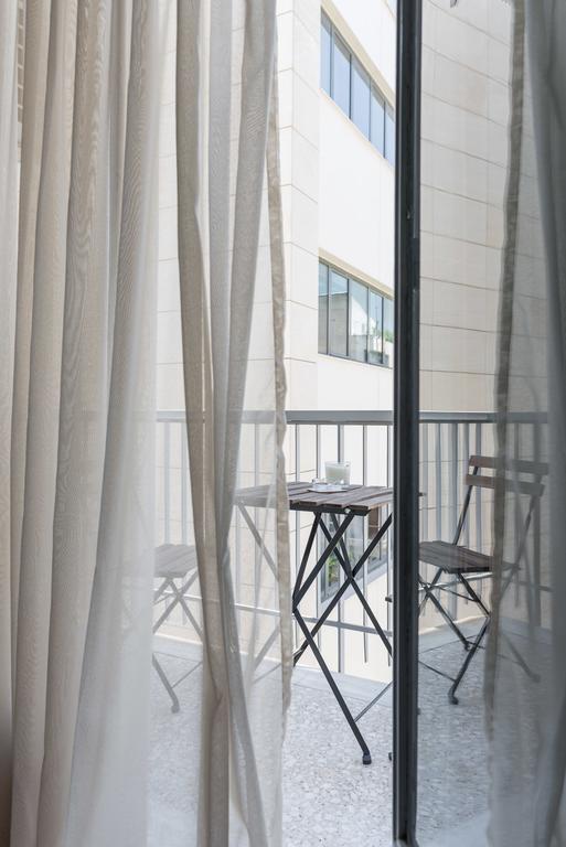 Syntagma Square Apartments By Livin Urbban Athens Ngoại thất bức ảnh