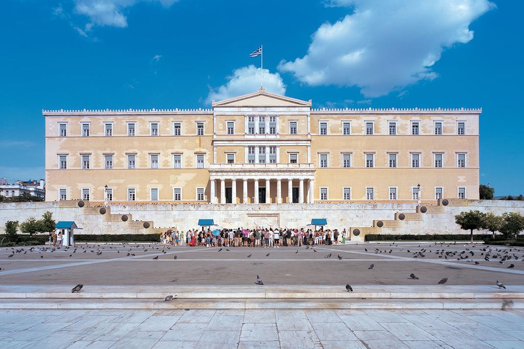 Syntagma Square Apartments By Livin Urbban Athens Ngoại thất bức ảnh
