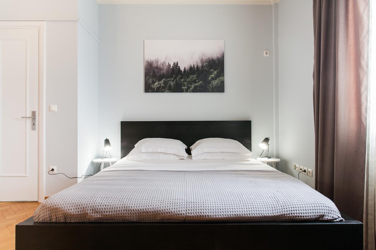 Syntagma Square Apartments By Livin Urbban Athens Ngoại thất bức ảnh