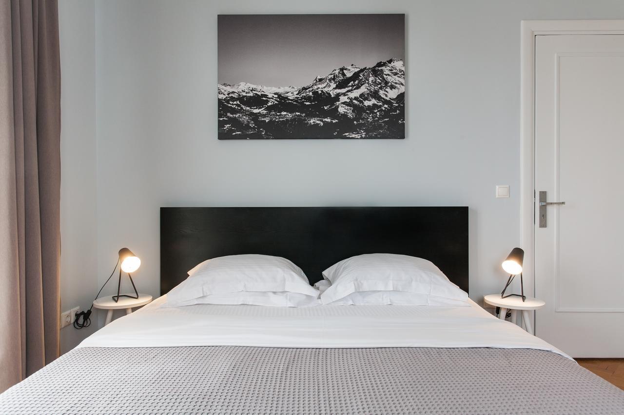 Syntagma Square Apartments By Livin Urbban Athens Ngoại thất bức ảnh