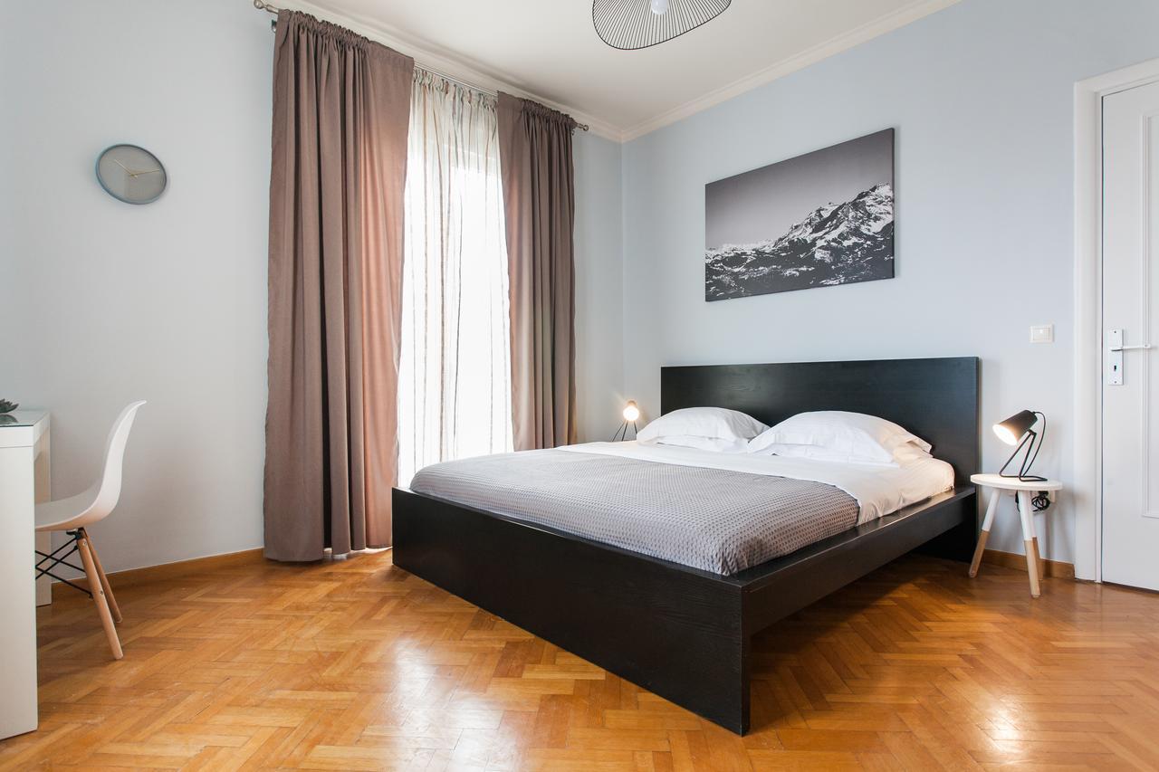 Syntagma Square Apartments By Livin Urbban Athens Ngoại thất bức ảnh